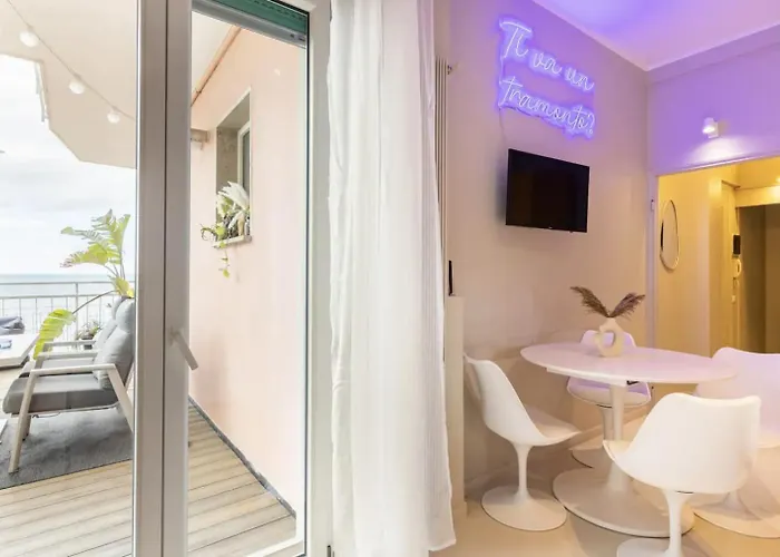 Apartment Silenzio E Relax Fronte Mare A *